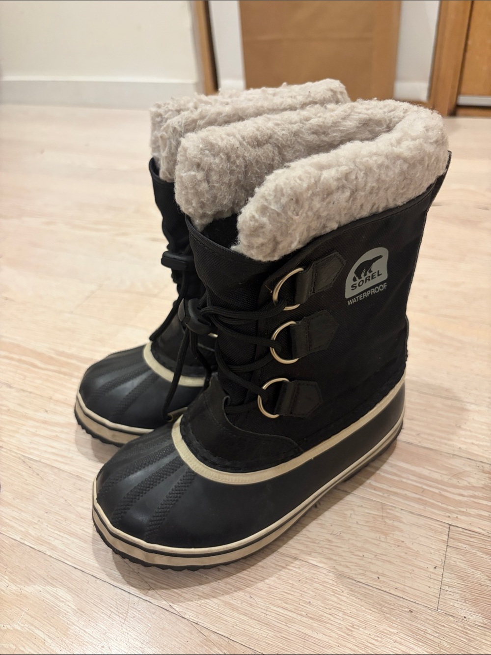 Sorel Kids Yoot Pac snow boots - size 1